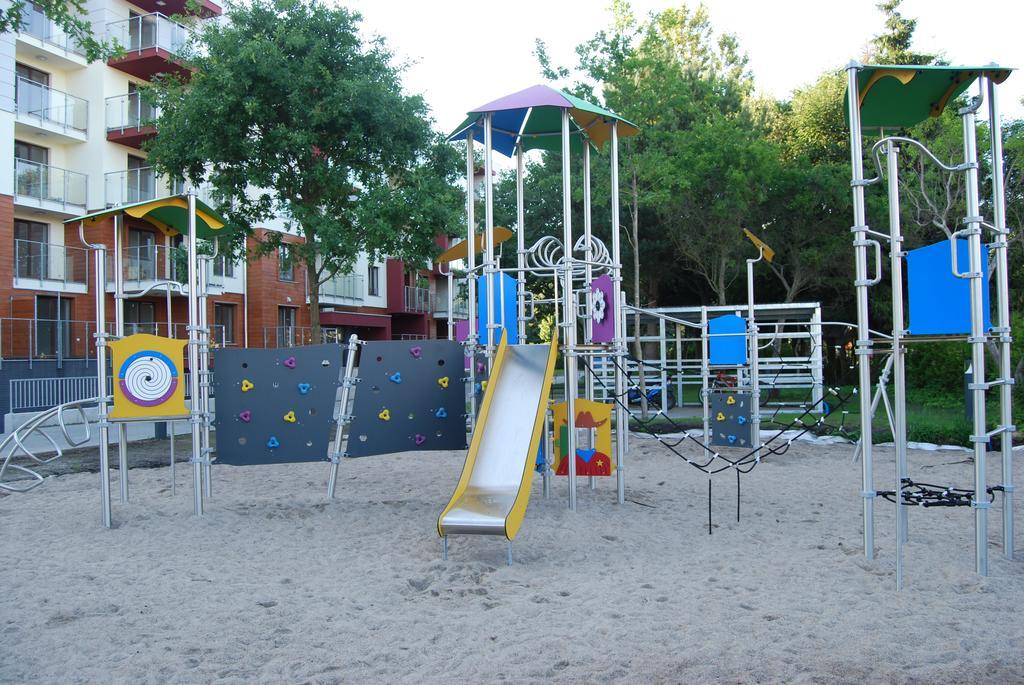 Apartament Piaskowy Polanki Park 코워브제크 외부 사진